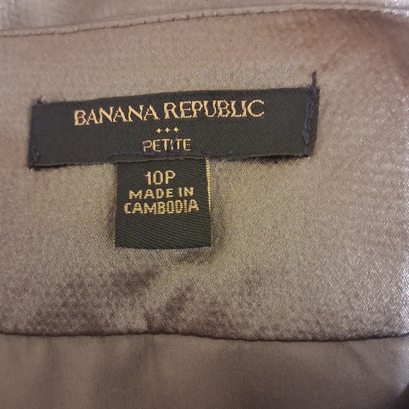 Banana Republic Size 10P Petite Gray Satin Cowl Neck Sleeveless Blouse Top - Picture 2 of 10